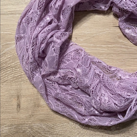 Accessories - Lavender lace infinity scarf